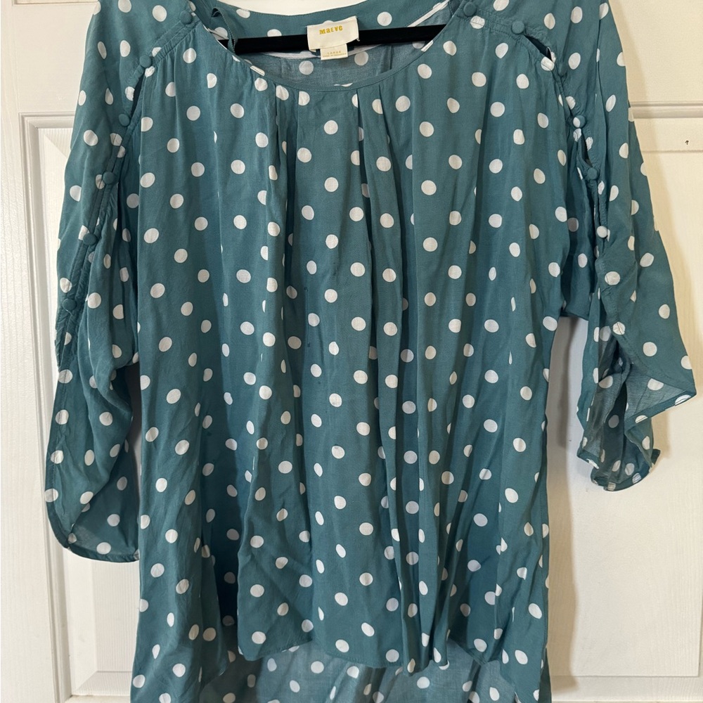 Anthropologie Maeve blue/green polka dot top Size L
VGUC